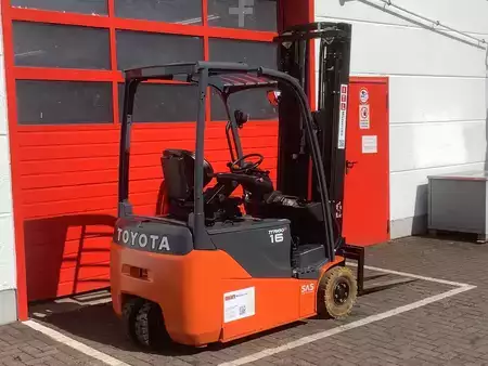 Chariots électriques à 3 roues 2018  Toyota 8FBE16T (5)