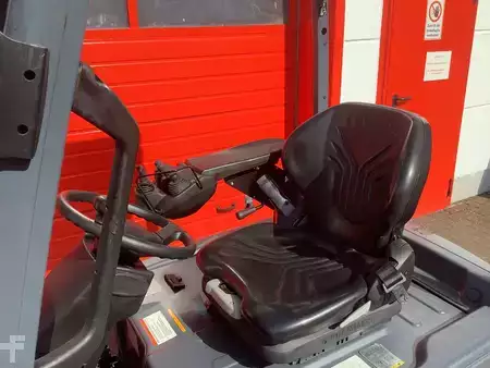 Chariots électriques à 3 roues 2018  Toyota 8FBE16T (7)