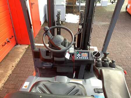 Eléctrica de 3 ruedas 2020  Toyota 8FBEK16T (10)