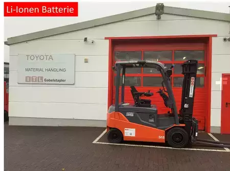 Elektro 4 Rad 2022 Toyota 8FBMT35 (1)