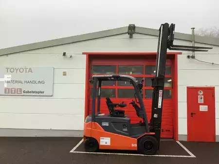 Elektro 4 Rad 2022 Toyota 8FBMT35 (3)