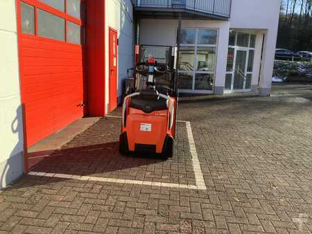 Hochhubwagen  Toyota SPE200D (8)