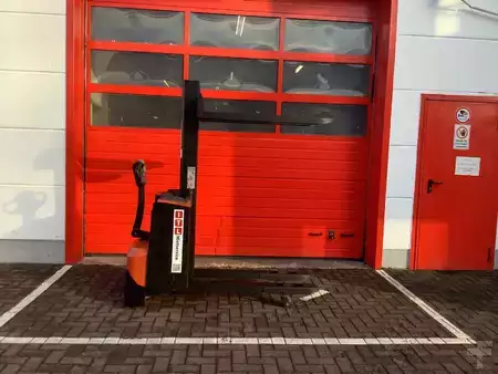 Hochhubwagen 2021 Toyota SWE080L (3)