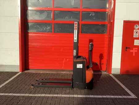 Hochhubwagen  Toyota SWE080L (9)