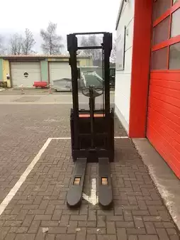 Hochhubwagen 2022  Toyota SWE145 (6)