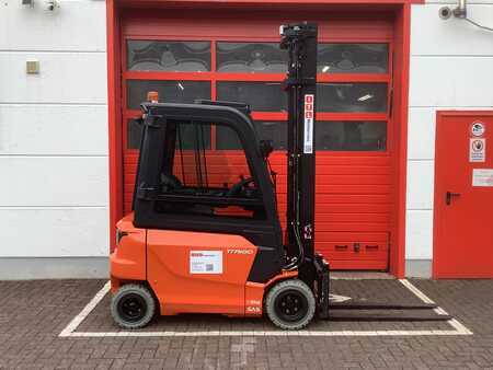 Elektro 4 Rad  Toyota 9FBK20T (1)