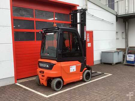 Elektro 4 Rad  Toyota 9FBK20T (4)