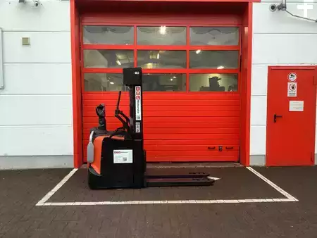 Hochhubwagen 2019 Toyota SPE140L (2)