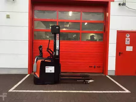 Hochhubwagen 2019 Toyota SPE140L (3)