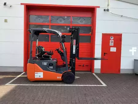 3-wiel elektrische heftrucks 2019  Toyota 8FBE18T (3)
