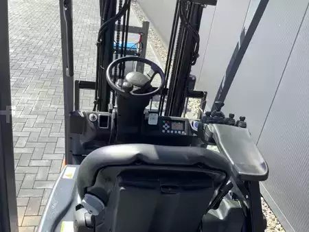 Elektryczne 3-kołowe 2018  Toyota 8FBE15T (9)