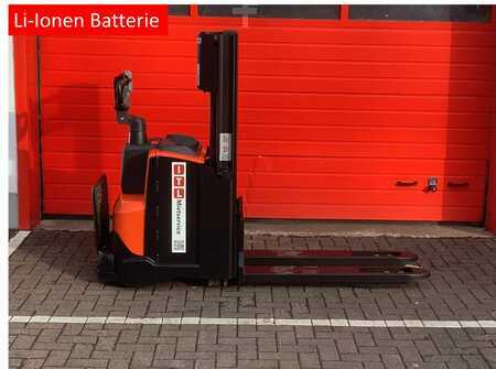 Hochhubwagen  Toyota SWE200D (1)