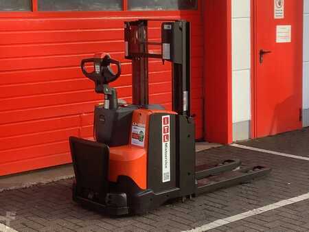 Hochhubwagen  Toyota SWE200D (3)