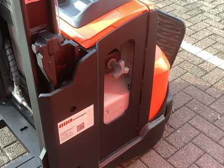 Hochhubwagen  Toyota SWE200D (8)