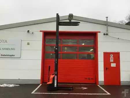 Hochhubwagen 2026  Toyota SHE100 - HH3600 (3)