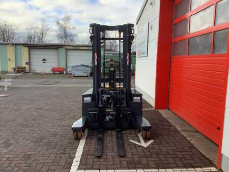 Ledstaplare gå 2026  Combilift WR4 (8)