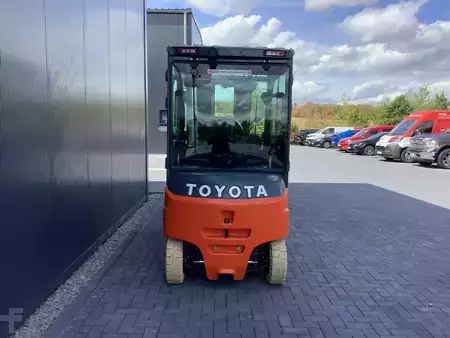 Elektrisk- 4 hjul 2019  Toyota 8FBMT25 (7)