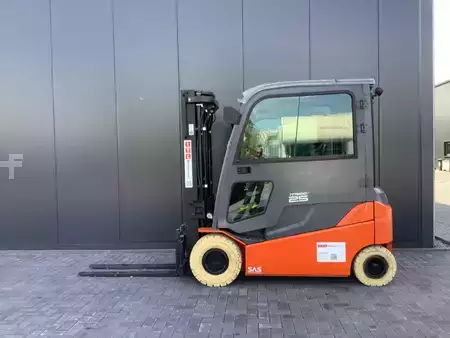 Elektrisk- 4 hjul 2019  Toyota 8FBMT25 (8)