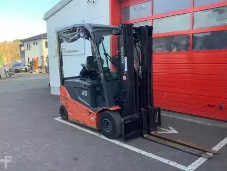 Elektro čtyřkolový VZV 2020  Toyota 8FBMT25-Export (2)
