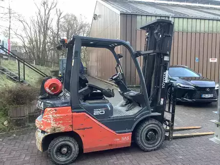 Gas gaffeltruck 2022  Toyota 06-8FGF20F-Export (8)