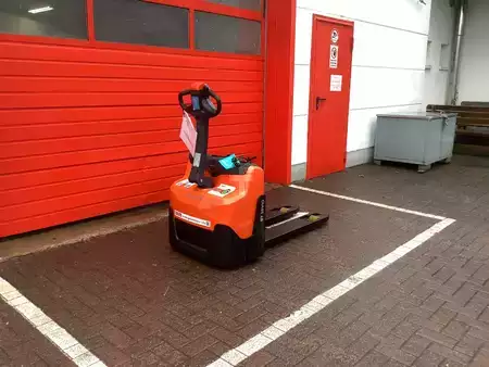 Niederhubwagen 2026  Toyota LWI160 (4)