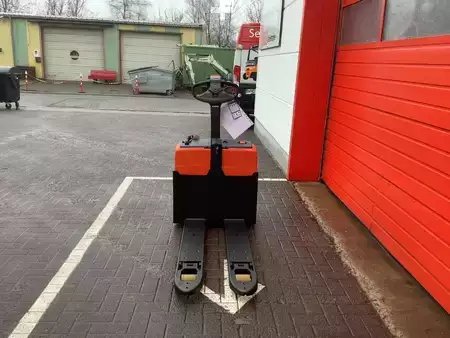 Niederhubwagen 2026  Toyota LWI160 (5)