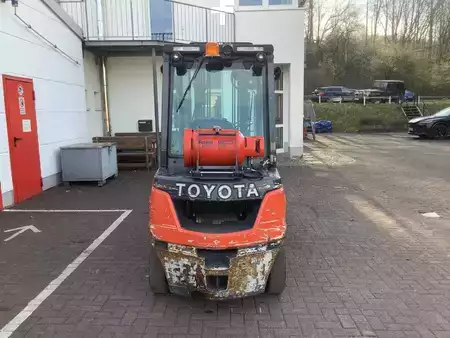 Gas gaffeltruck 2021  Toyota 8FGF25-Export (6)