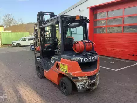 Gas gaffeltruck 2021  Toyota 8FGF25-Export (7)