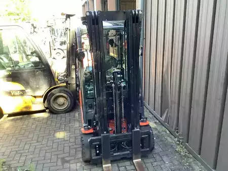 Elektro tříkolové VZV 2020  Toyota 8FBE20T-Export (3)