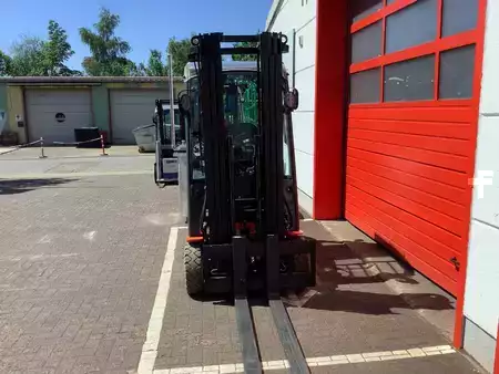 Elektro 4 Rad 2021  Toyota 8FBM18T (7)