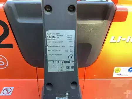Porta-paletes elétrico 2020  Toyota LWE200-Export (9)