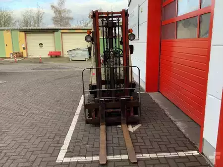 Nestekaasutrukki - [div] FO1-A18U Datsun-Export (3)