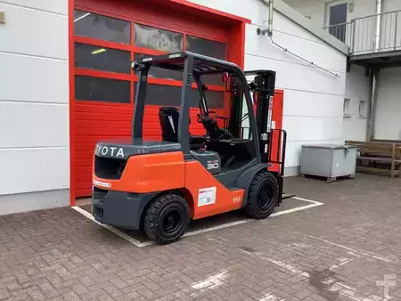 Diesel heftrucks 2026  Toyota 52-8FDF30 (4)