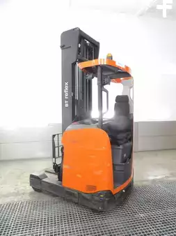 Schubmaststapler 2018  Toyota RRE140H-Export (1)
