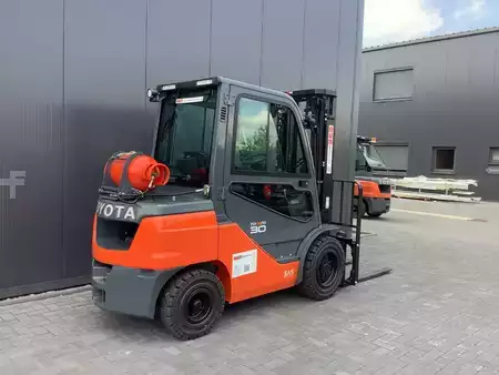 Gasoltruck 2026  Toyota 02-8FGF30 (6)