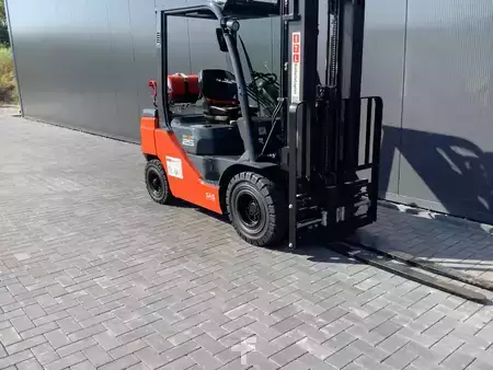 Gasoltruck 2026  Toyota 02-8FGF25 (4)