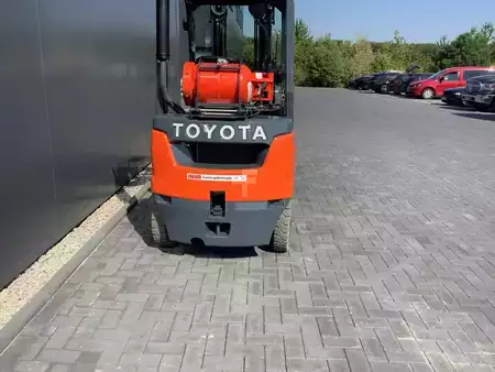 Gasoltruck 2026  Toyota 02-8FGF18 (7)