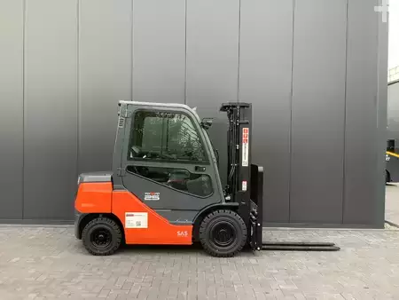 Dieseltrukki 2026  Toyota 52-8FDF25 (1)