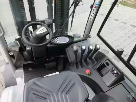 Elektro 4 Rad 2019  Still RX 60-50 (7)