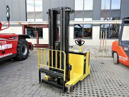 Stacker pedestre 2002  Hyster S1.OC (1)