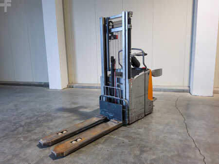 Magasemelésű béka 2016  Still EXD-SF20 (3)