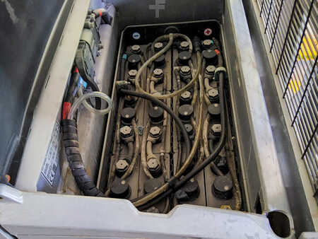 Magasemelésű béka 2016  Still EXD-SF20 (4)