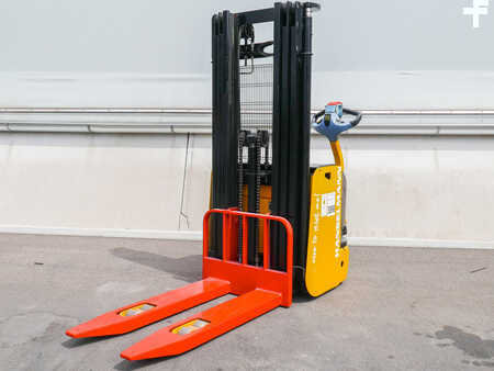 Hochhubwagen 2000  Hyster S 1.4-40 (7)