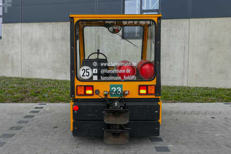 Tahač 2000  Clark GT 50E (5)