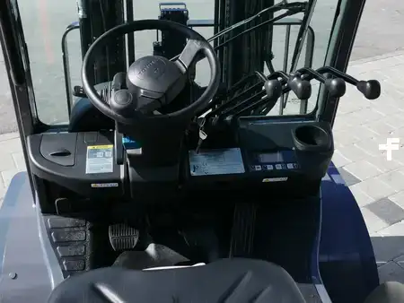 Empilhador diesel 2021  Toyota 52-8FDJF35 (1)