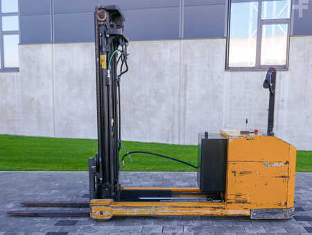 Pinontavaunu 2013  Baka EGS 1,5-44 (1)