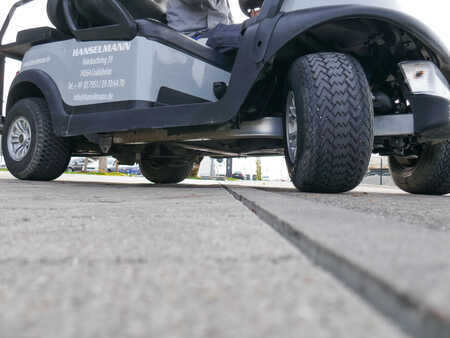 Tractor de arrastre 2022  Club Car Club Car (1)