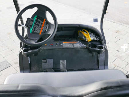 Tractor de arrastre 2022  Club Car Club Car (8)