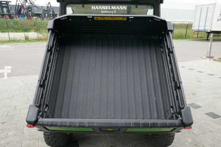 Rebocador 2021  John Deere Gator� XUV865M (9)