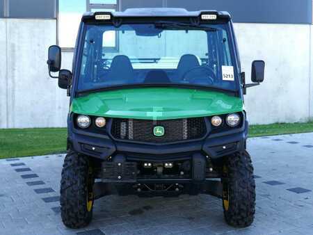 Chariot tracteur 2020  John Deere Gator™ XUV865M (2)